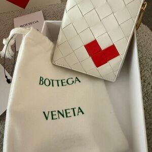Bottega Veneta Bi-fold Limited Edition Full Inclusion